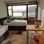 Apartman 22 *